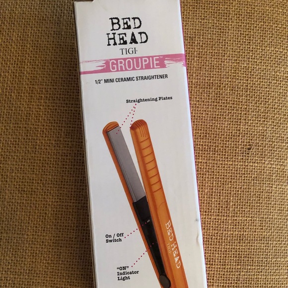 BedHead Other - Never opened BedHeadTigi mini ceramic straightener